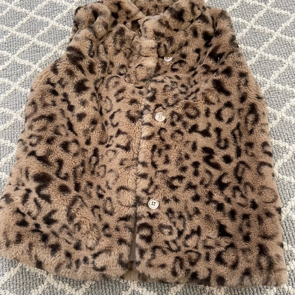 Zara Kids Tan Leopard Print Faux Fur Vest Size 6x